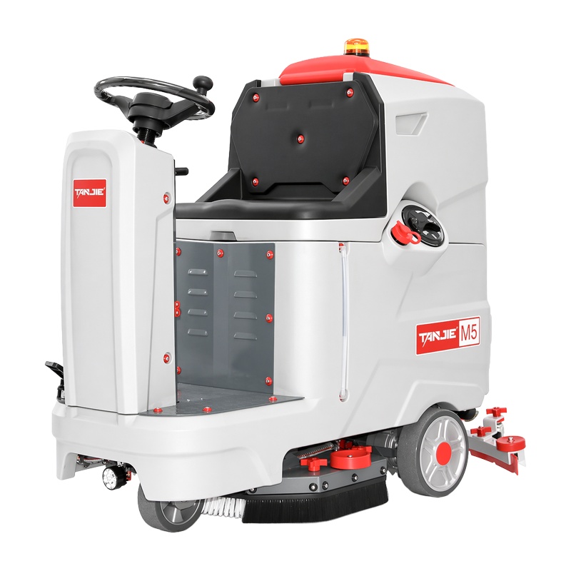 青岛坦洁驾驶式洗地机M5【单刷】